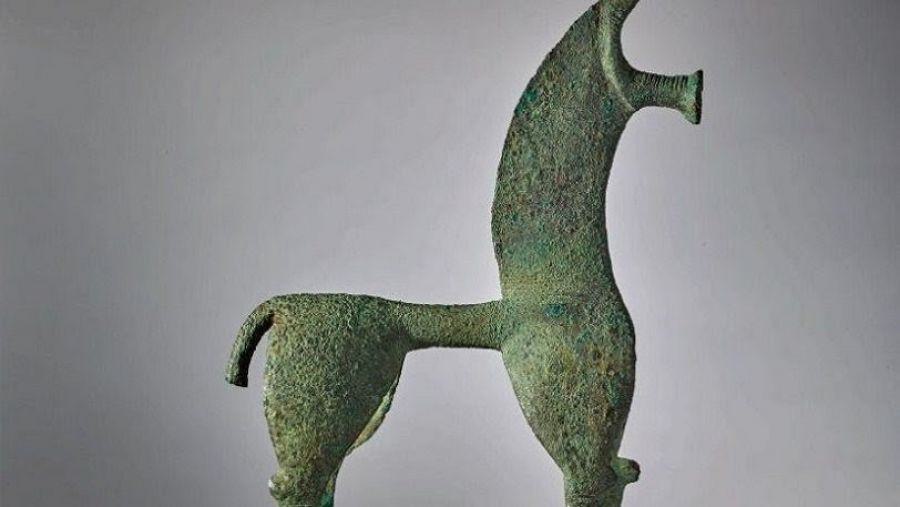 Επιστρέφει στην Ελλάδα αρχαίο ειδώλιο αλόγου μετά από πρωτοφανή δικαστική διαμάχη με οίκο δημοπρασιών